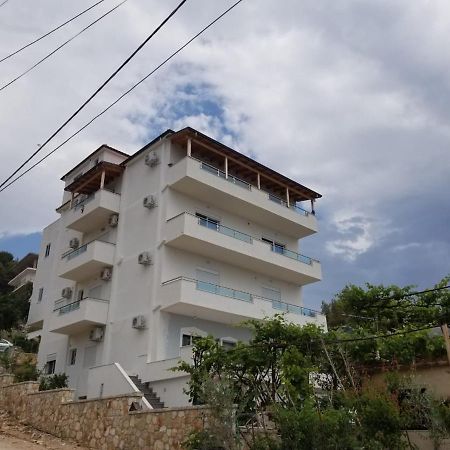Brothers Lr Sarandë Exterior foto